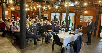 Emlékezés és egyházköri beszámolók